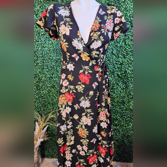 Maxi Dress - Picture 6 of 9